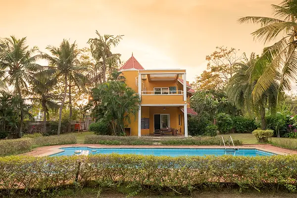 Truliv Villa Macarena — photograph 1 of 12