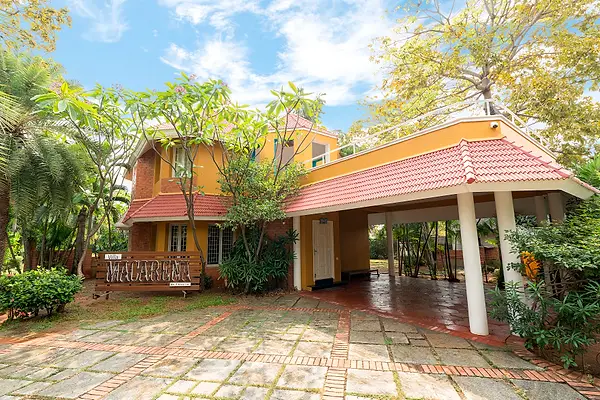 Truliv Villa Macarena — photograph 3 of 12